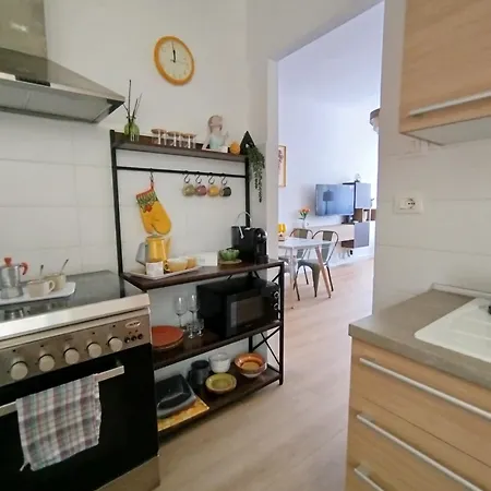 Dylan Apartment *